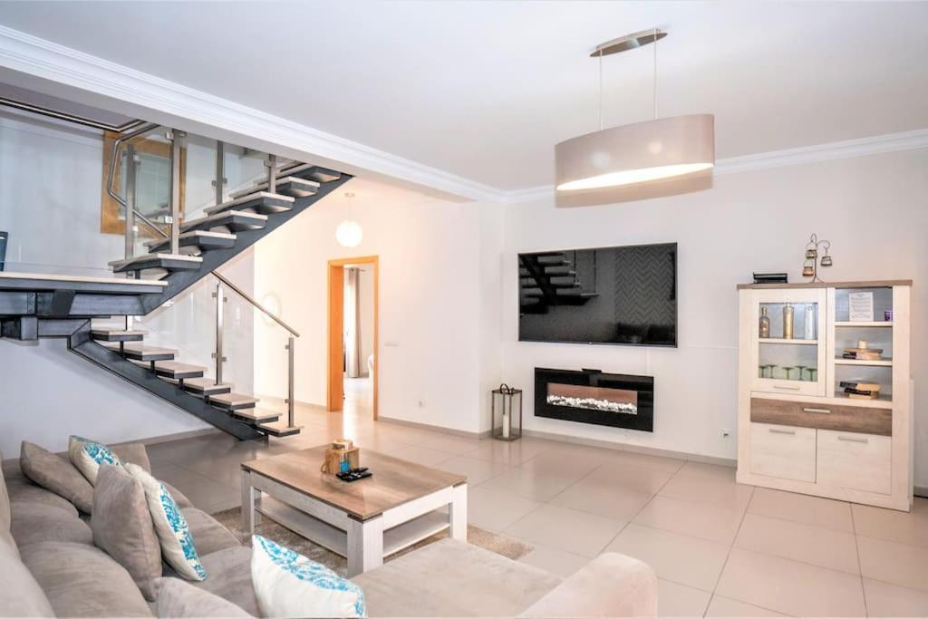 Luxuryvilla With Private Heated Pool And Spa 7P Quarteira Exterior foto